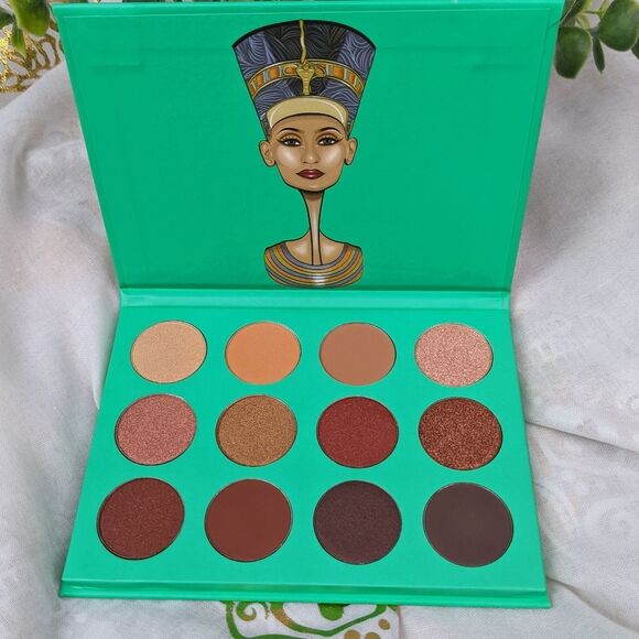Juvia's Place The Nubian Eyeshadow Palette - Picture 1 of 5